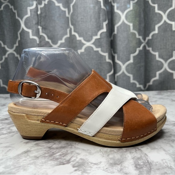 Dansko Shoes - DANSKO Lindy Women 36 Slingback Cross Strap Caramel & White Leather Sandal